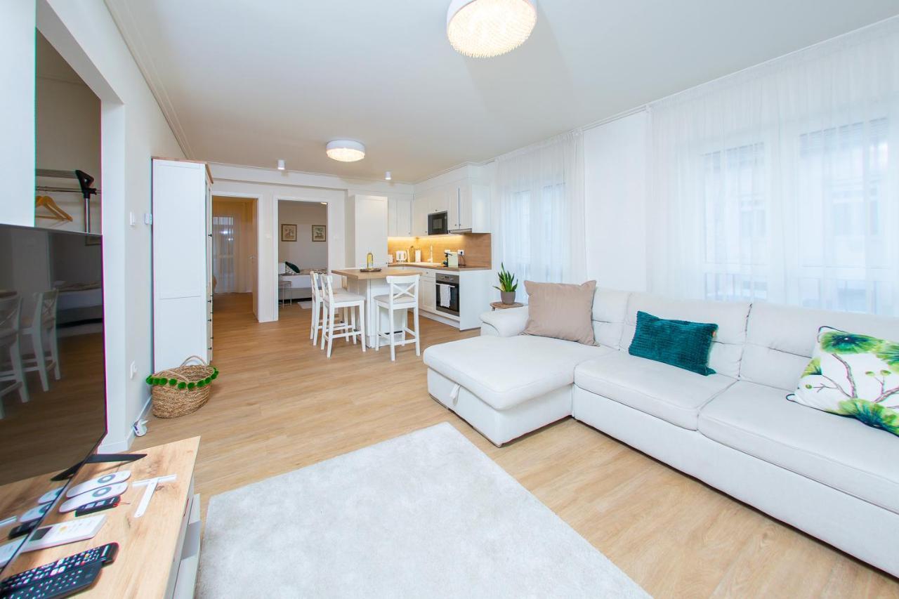 Cosy Inner City Getaway Bestern Szeged Exterior foto